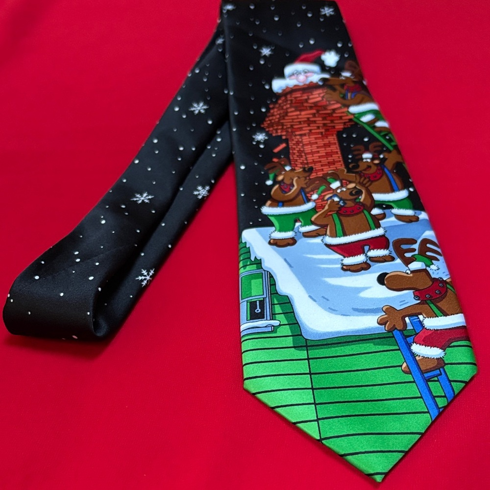 Hallmark Christmas funny tie!!